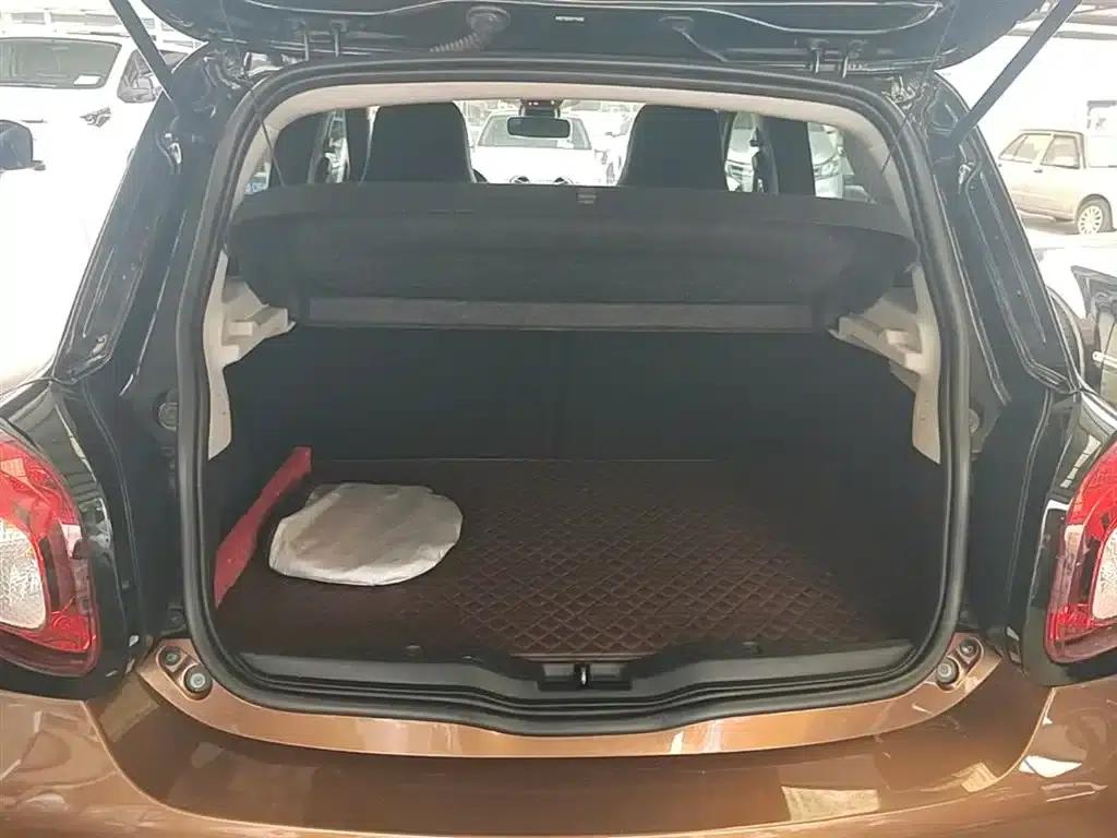 2016 Smart Forfour 0.9T 66kW Pioneer Edition — миниатюра 19