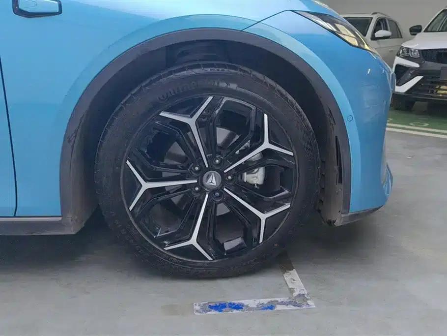 Deep Blue L07 2024 Model 230Max Qiankun Intelligent Driving ADS SE Extended Range Version — миниатюра 6