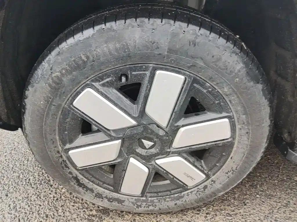 Dark Blue G318 2024 Model, 4WD Air Suspension Version — миниатюра 23