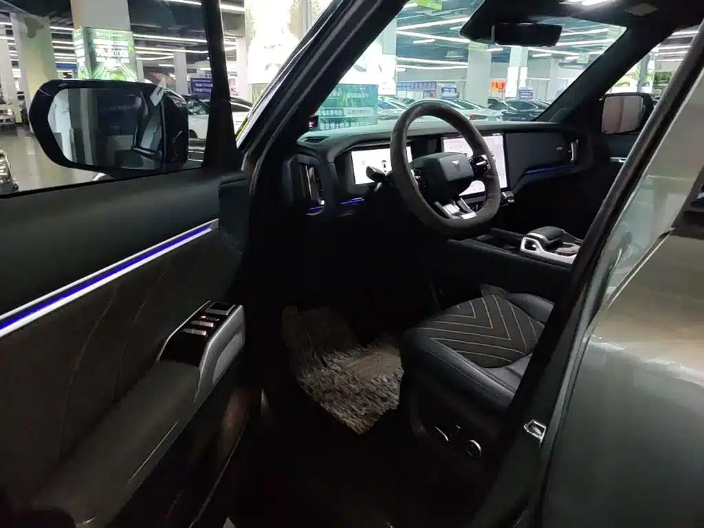 Dark Blue G318 2024 Model, 4WD Air Suspension Version — миниатюра 16