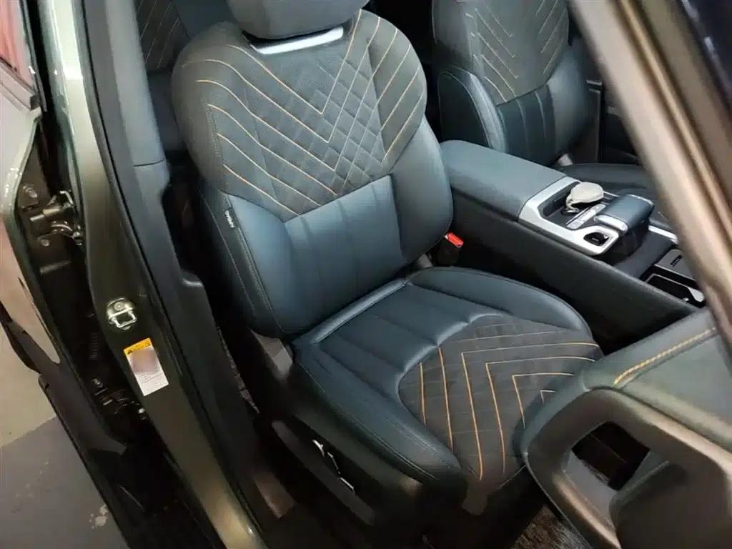 Dark Blue G318 2024 Model, 4WD Air Suspension Version — миниатюра 25