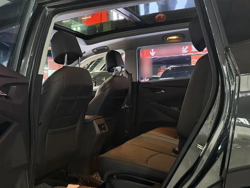 Chevrolet Orlando 2019 Redline 530T Automatic Enjoyment Version (5+2 Seating) China VI — миниатюра 18