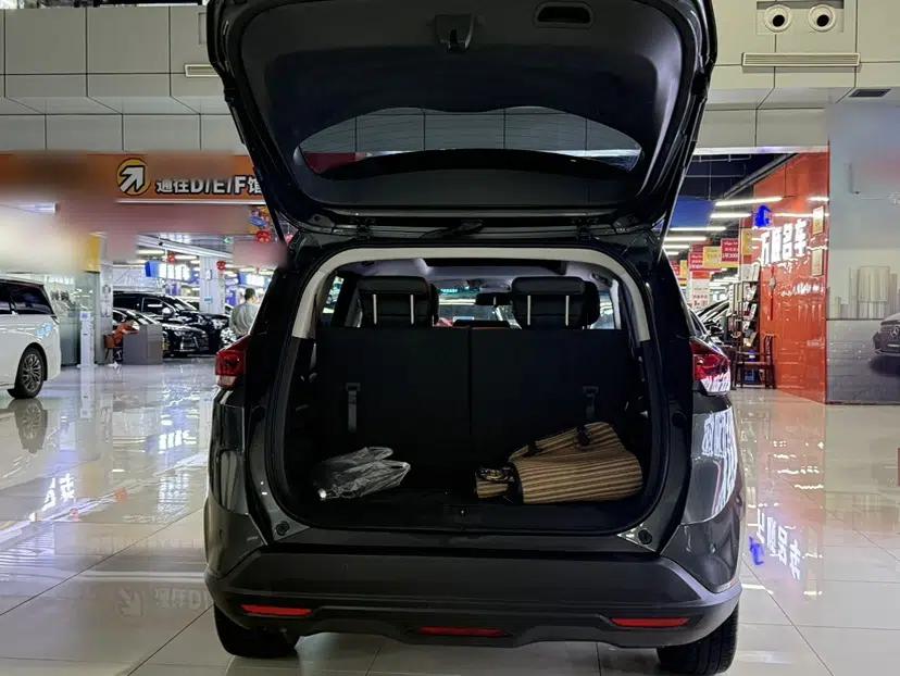 Chevrolet Orlando 2019 Redline 530T Automatic Enjoyment Version (5+2 Seating) China VI — миниатюра 8