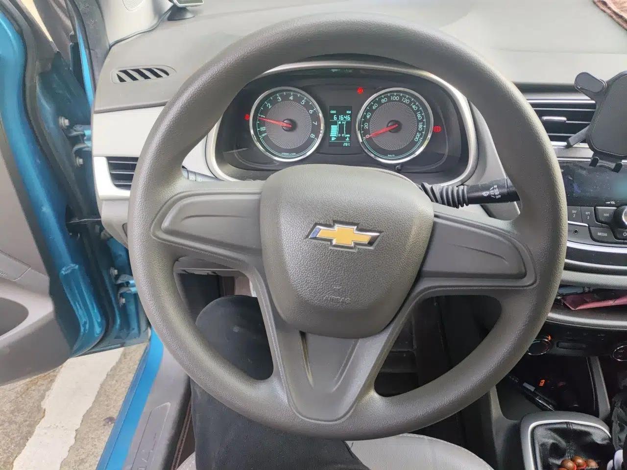 Chevrolet Lova RV 2016 1.5L Manual Comfort Edition — миниатюра 11