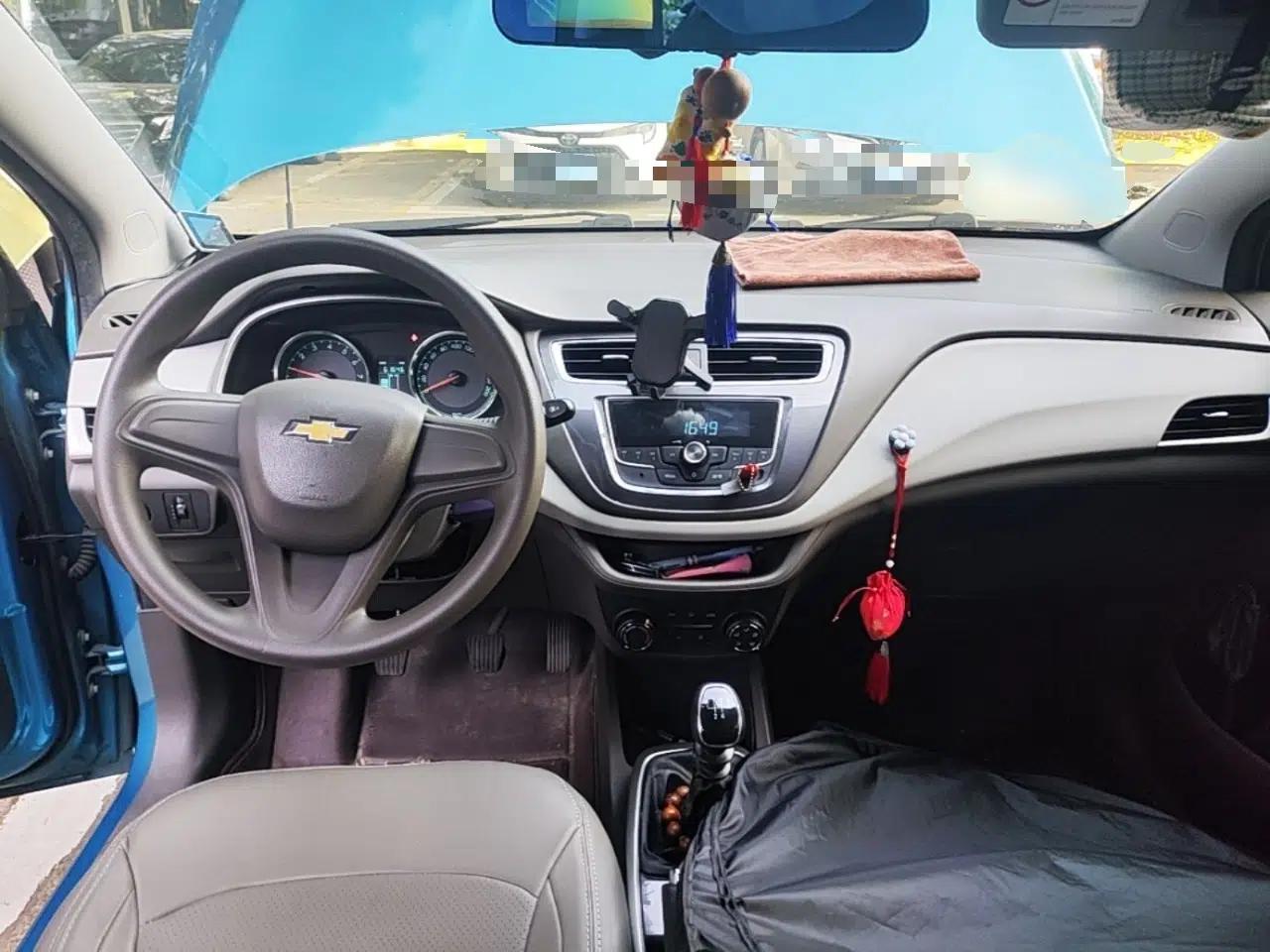 Chevrolet Lova RV 2016 1.5L Manual Comfort Edition — миниатюра 10