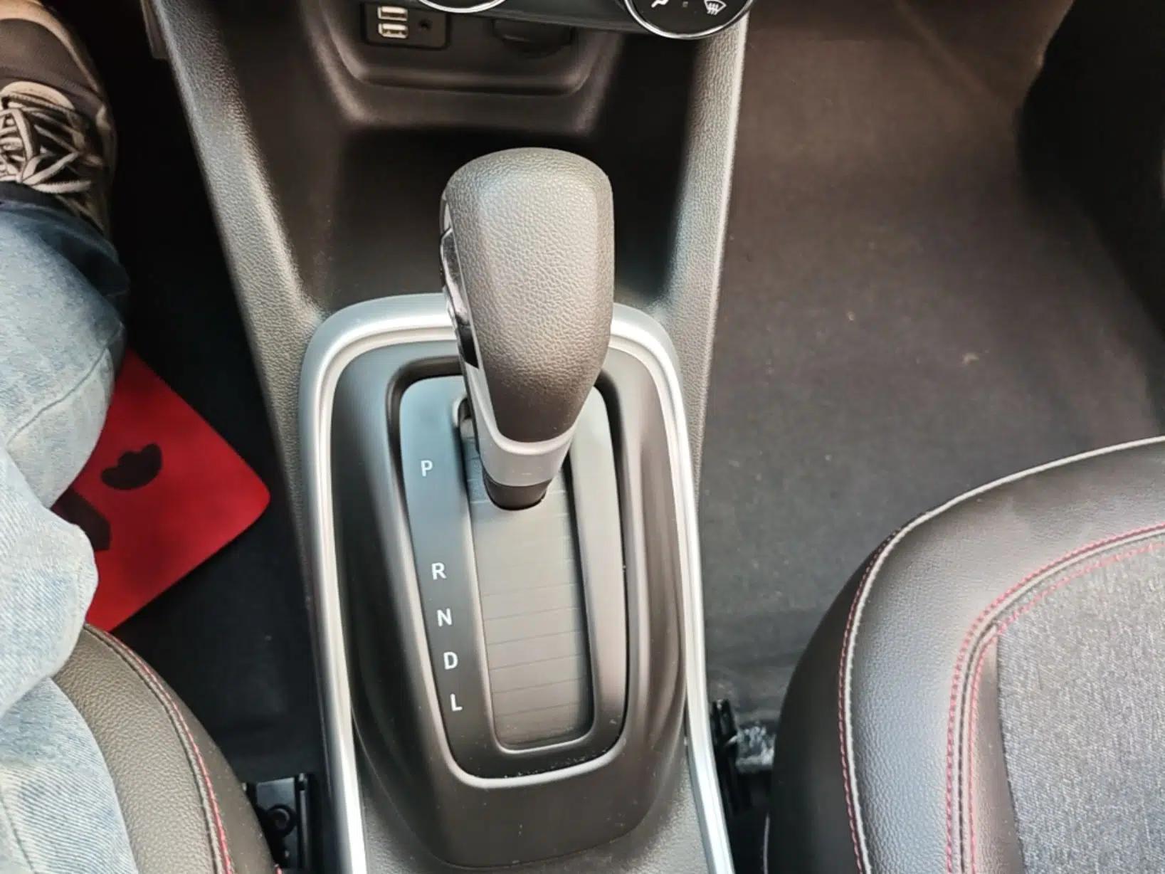 Chevrolet Trax 2019 Redline 335T CVT Top-Tier Model China VI Standard — миниатюра 17