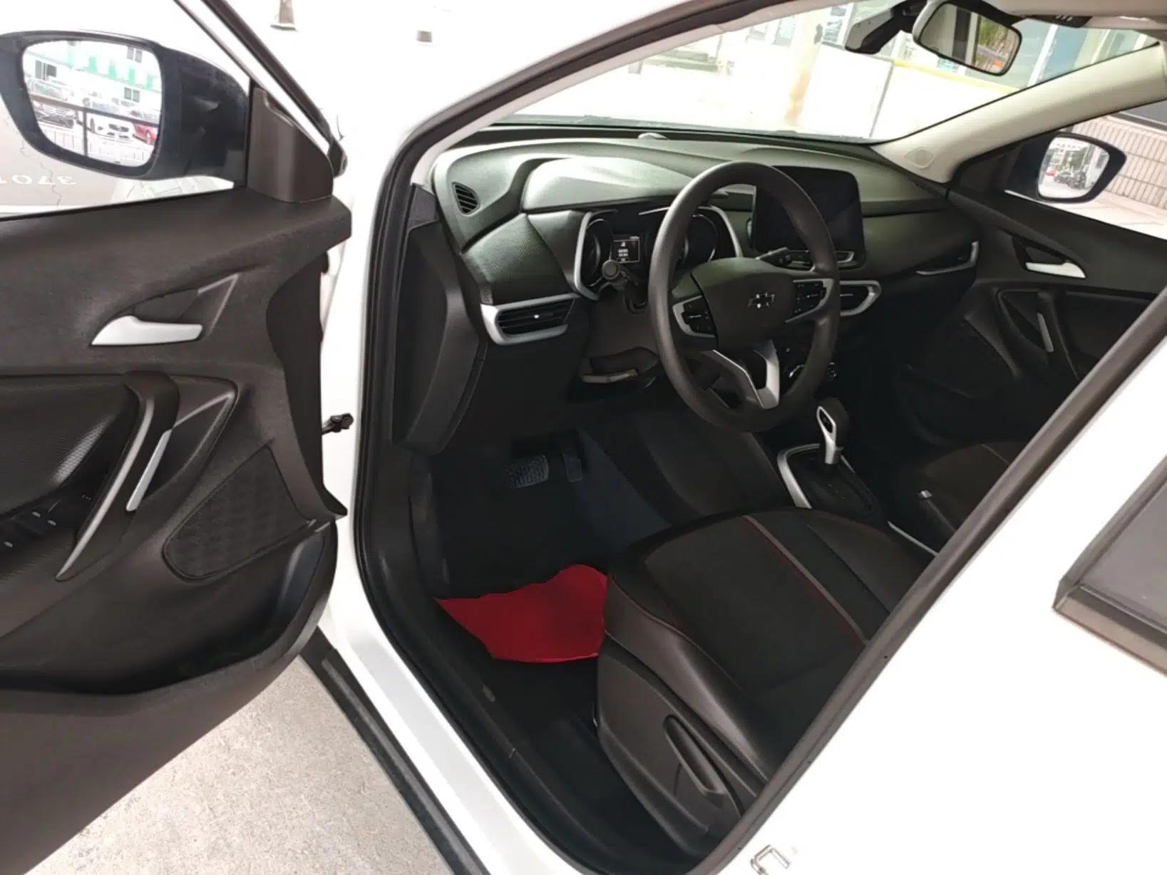 Chevrolet Trax 2019 Redline 335T CVT Top-Tier Model China VI Standard — миниатюра 19