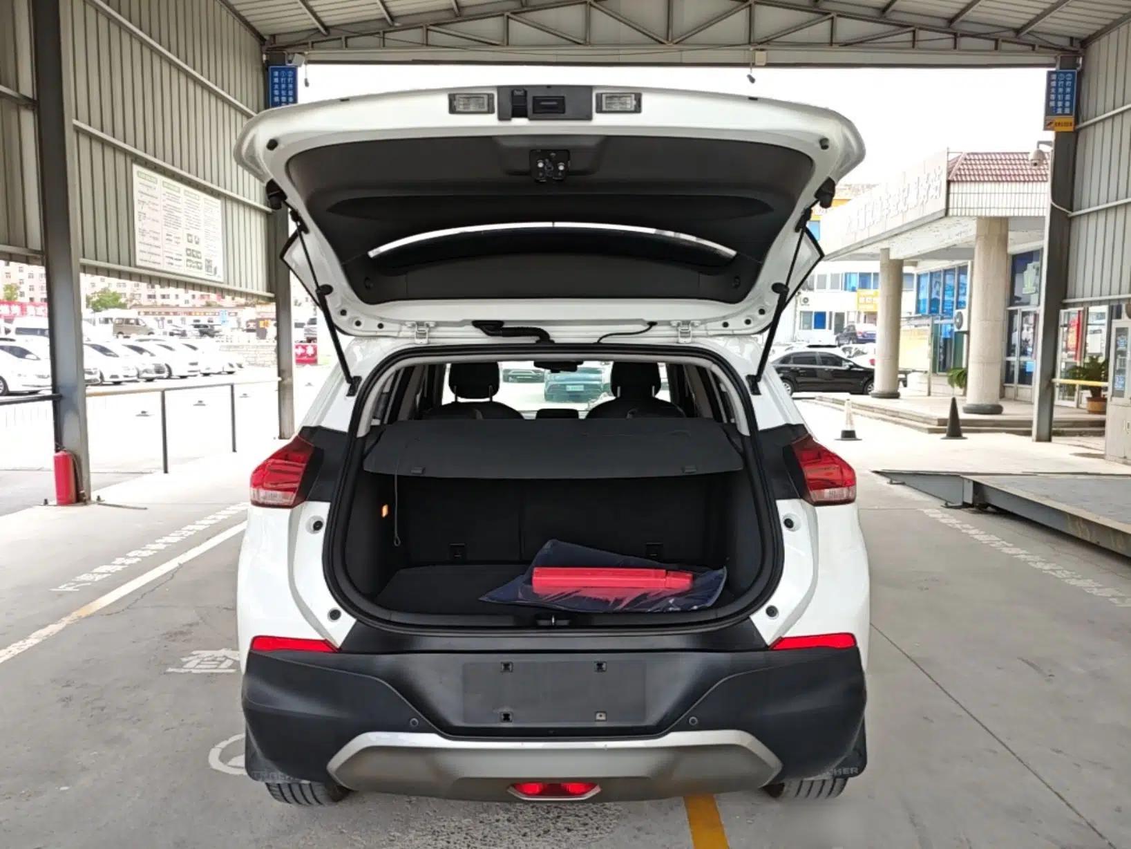 Chevrolet Trax 2019 Redline 335T CVT Top-Tier Model China VI Standard — миниатюра 22