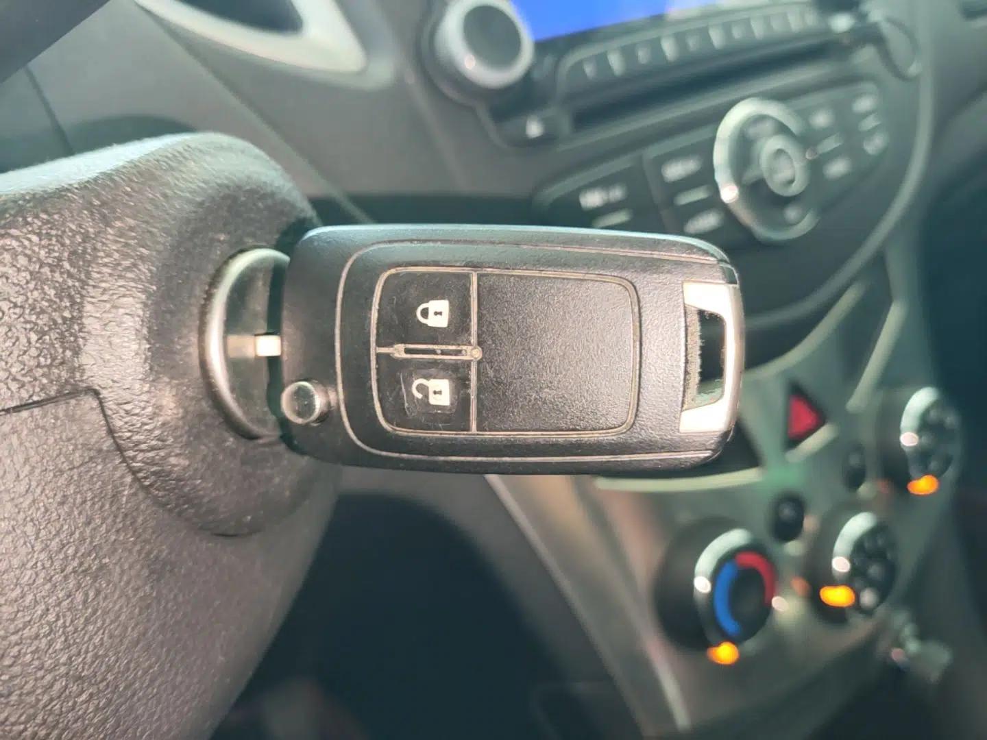 Chevrolet Trax 2014 1.4T Automatic Two-Wheel Drive Comfort Version — миниатюра 12