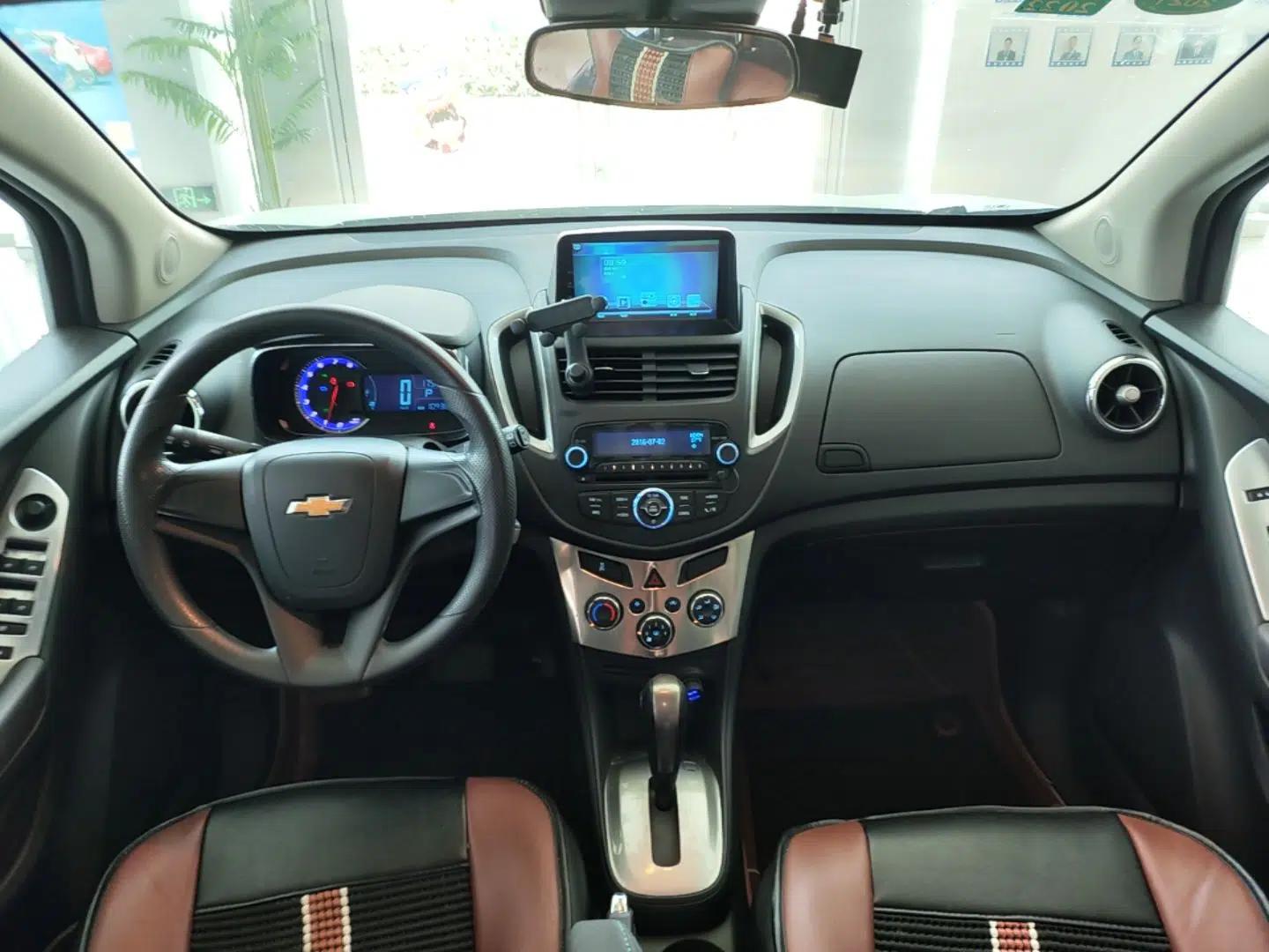 Chevrolet Trax 2014 1.4T Automatic Two-Wheel Drive Comfort Version — миниатюра 13