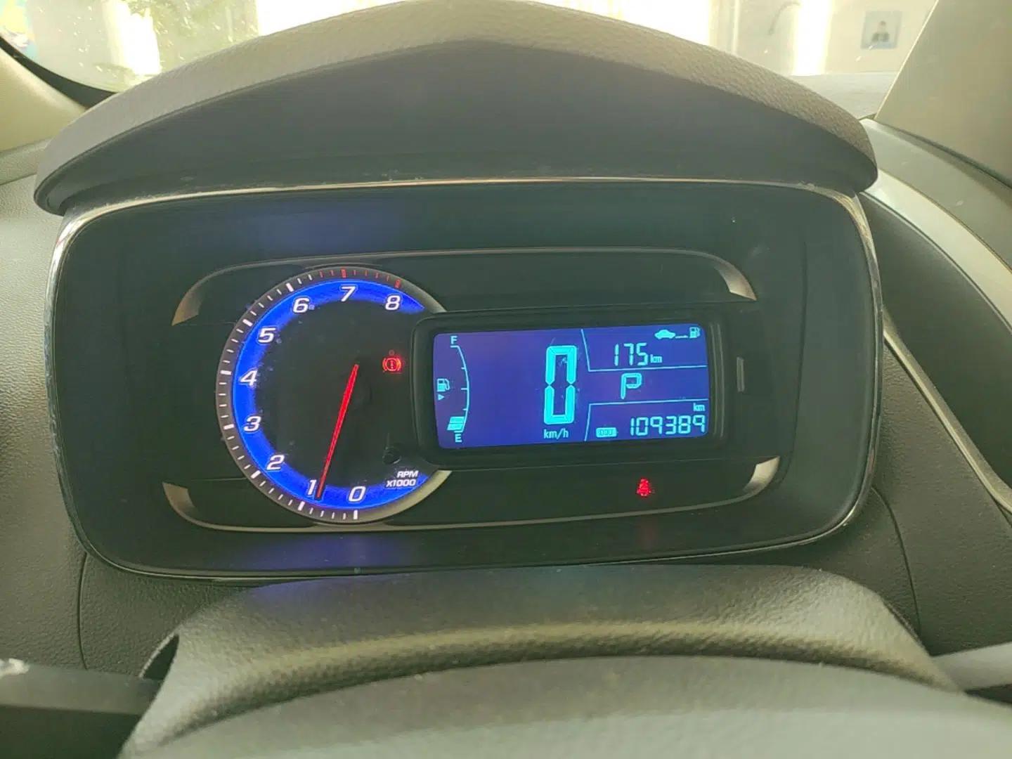 Chevrolet Trax 2014 1.4T Automatic Two-Wheel Drive Comfort Version — миниатюра 15