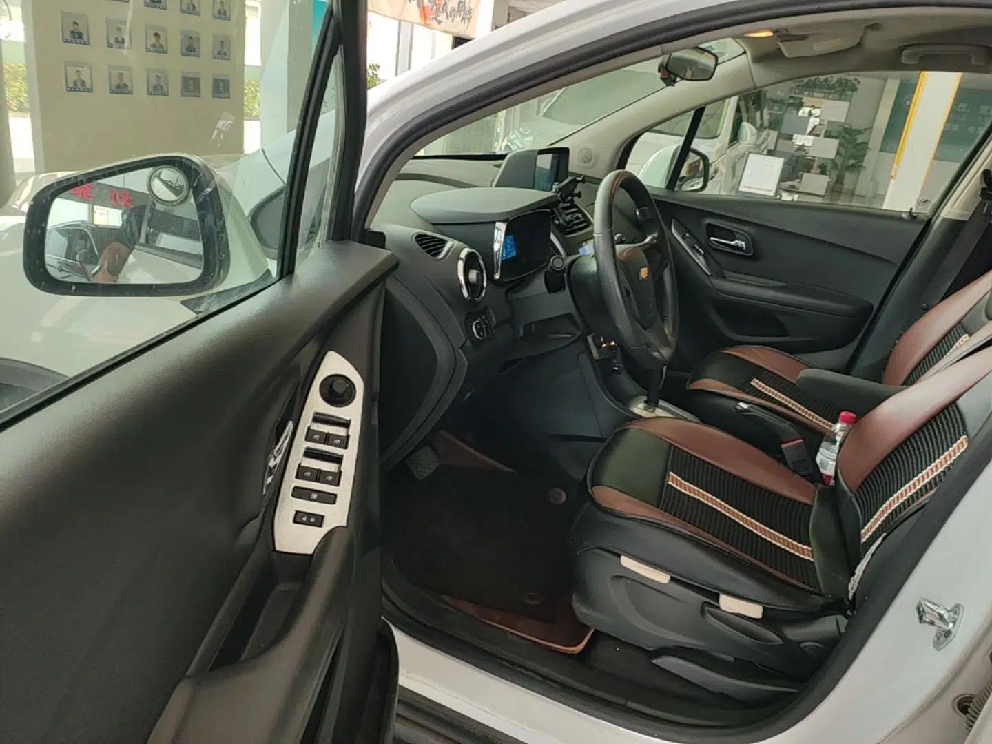 Chevrolet Trax 2014 1.4T Automatic Two-Wheel Drive Comfort Version — миниатюра 19