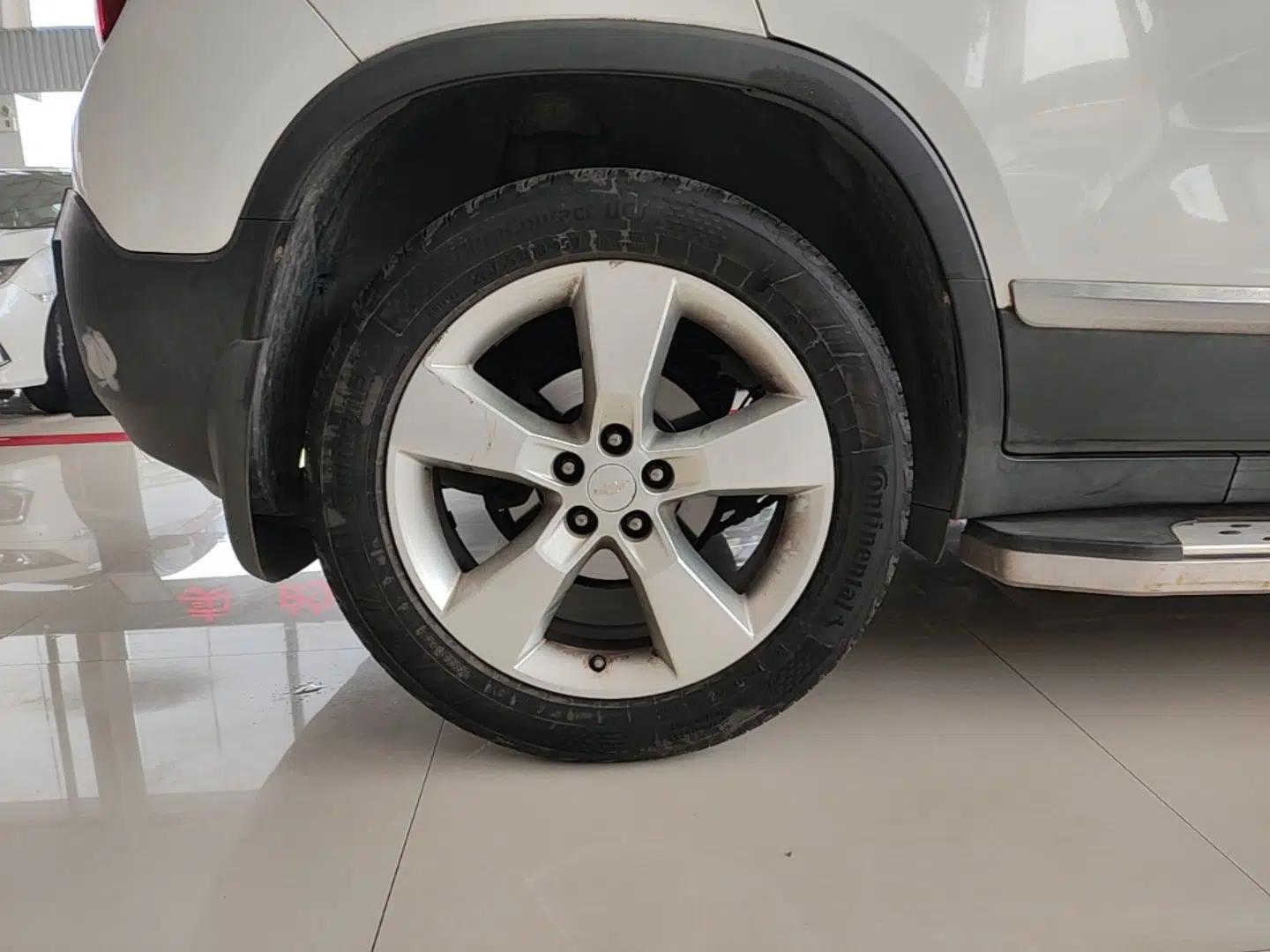 Chevrolet Trax 2014 1.4T Automatic Two-Wheel Drive Comfort Version — миниатюра 10