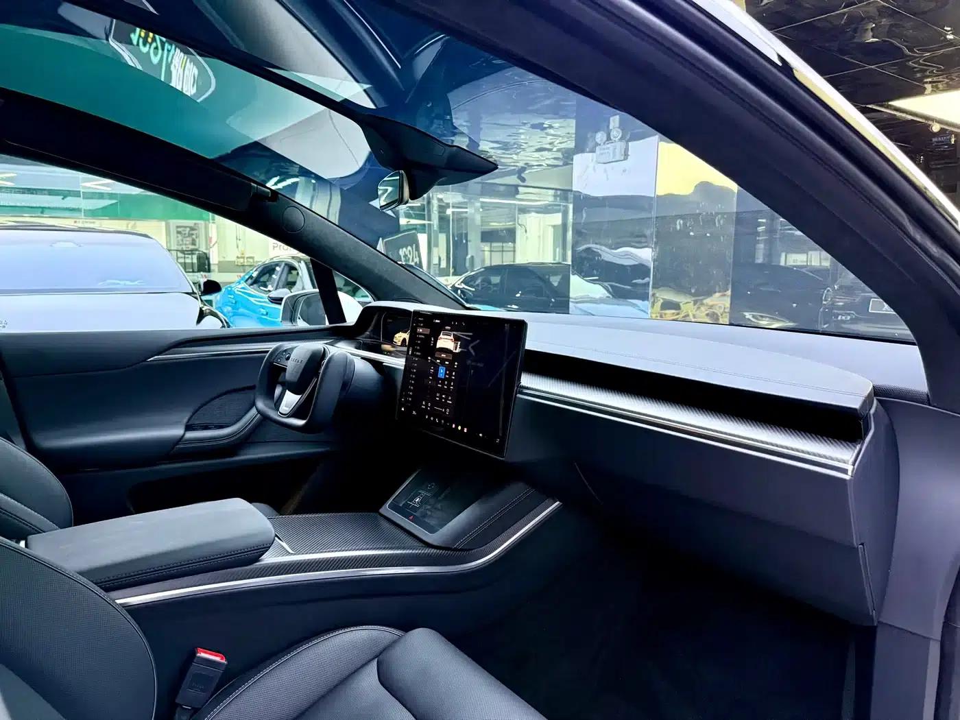 2023 Model X Tri-Motor All-Wheel Drive Plaid Edition — миниатюра 14