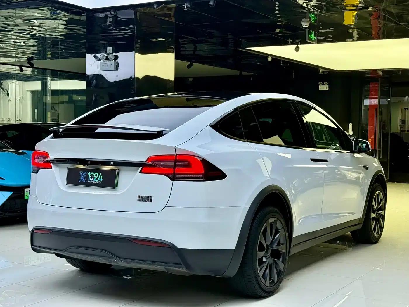 2023 Model X Tri-Motor All-Wheel Drive Plaid Edition — миниатюра 15