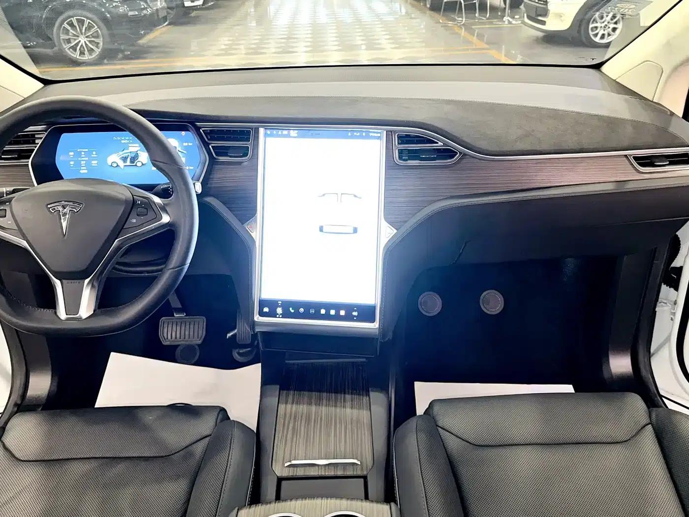 2016 Model X 90D — миниатюра 6