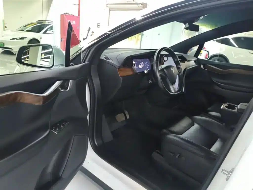 Model X 2019 Long Range — миниатюра 16