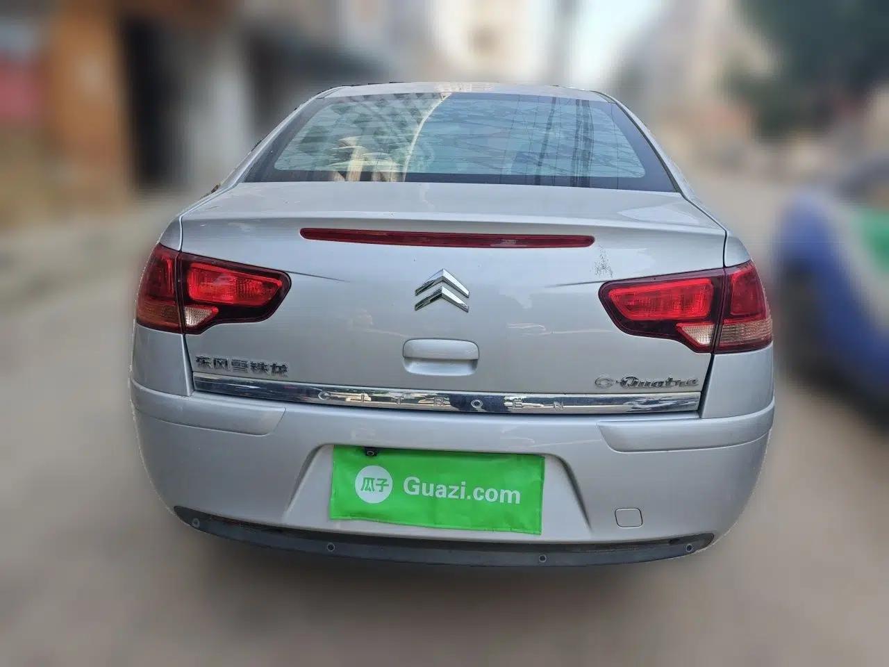 Citroen C-Quatre 2011 Sedan 1.6L Manual Fashion Edition — миниатюра 5