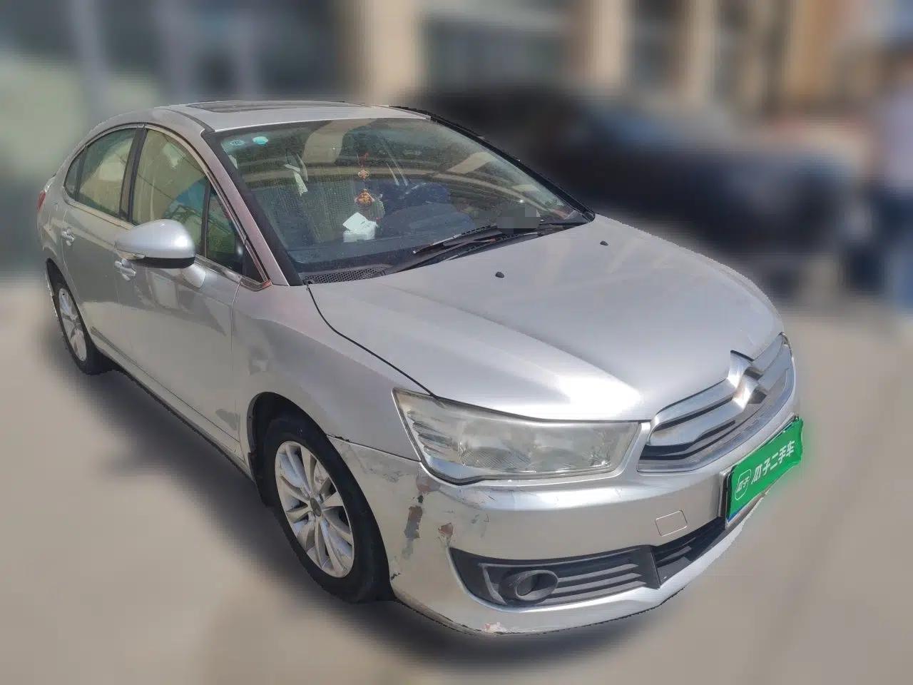 Citroen C-Quatre 2012 Sedan 1.6L Manual Prestige Model — миниатюра 3