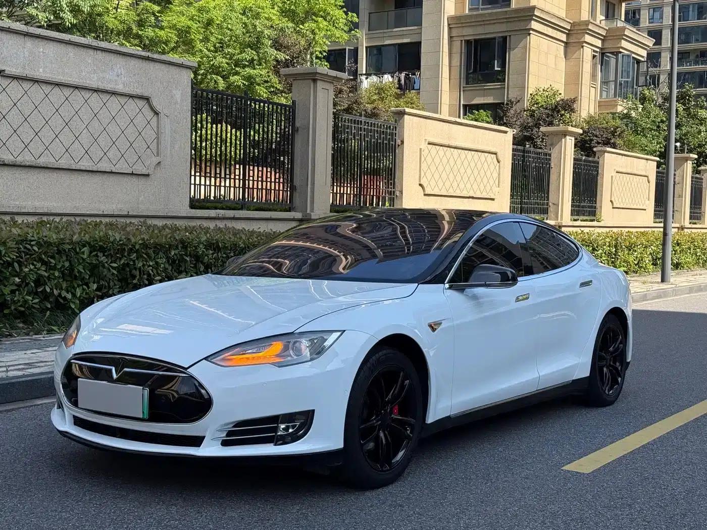 2014 Model S 85 — миниатюра 1