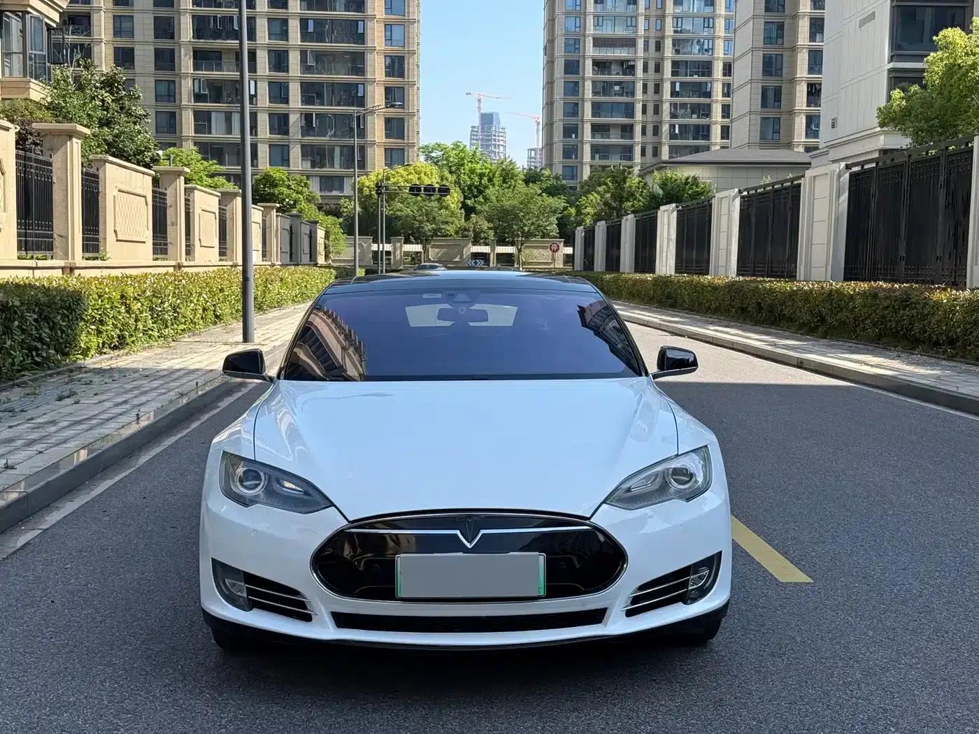 2014 Model S 85 — миниатюра 2
