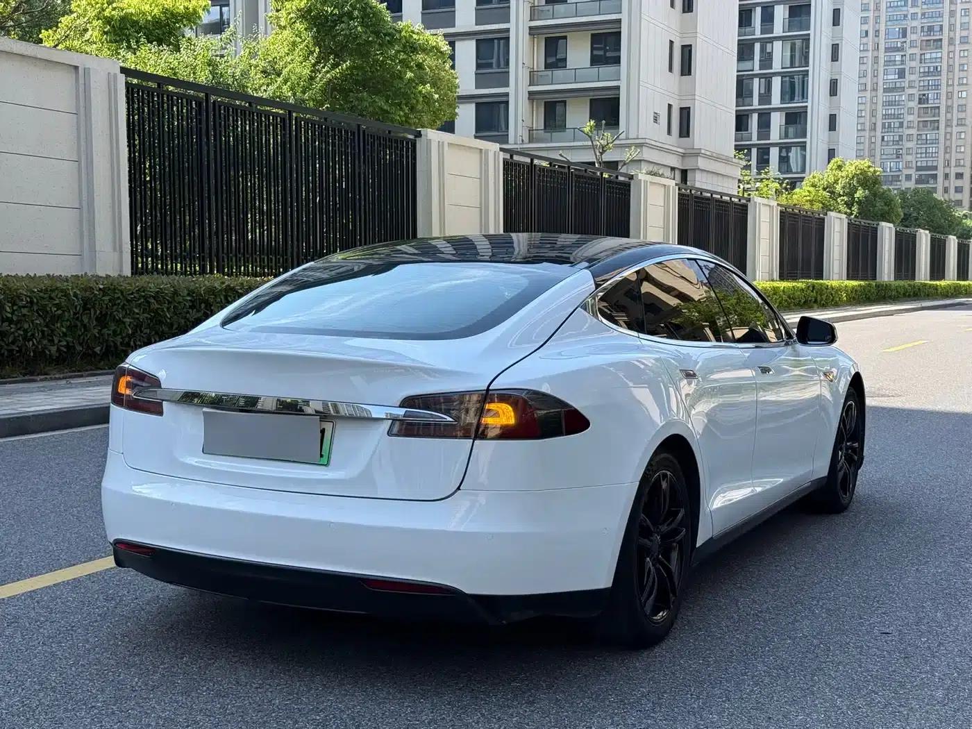 2014 Model S 85 — миниатюра 6