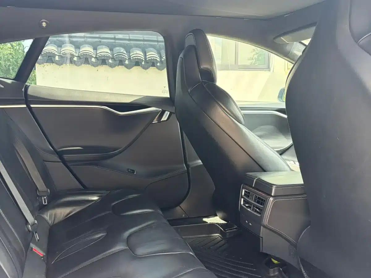 2016 Model S 75 — миниатюра 14