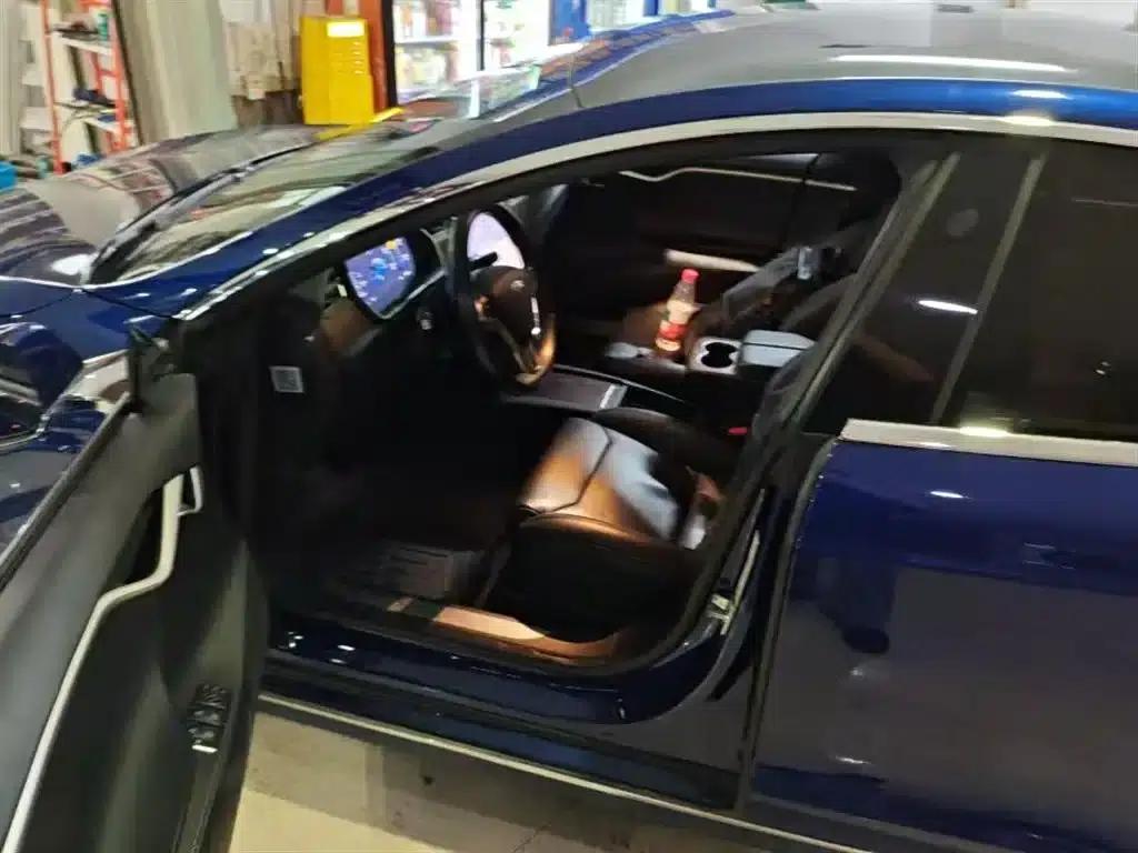 2017 Model S 75D Standard Range — миниатюра 9