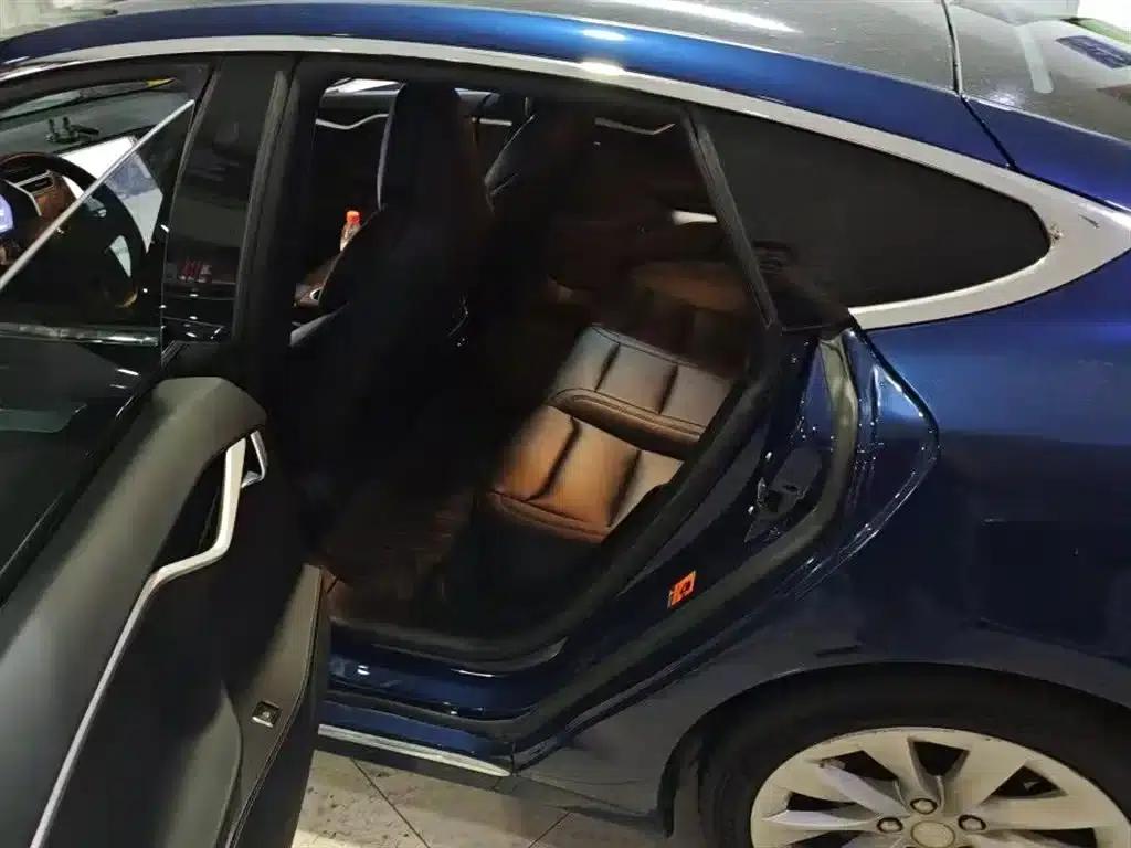 2017 Model S 75D Standard Range — миниатюра 10