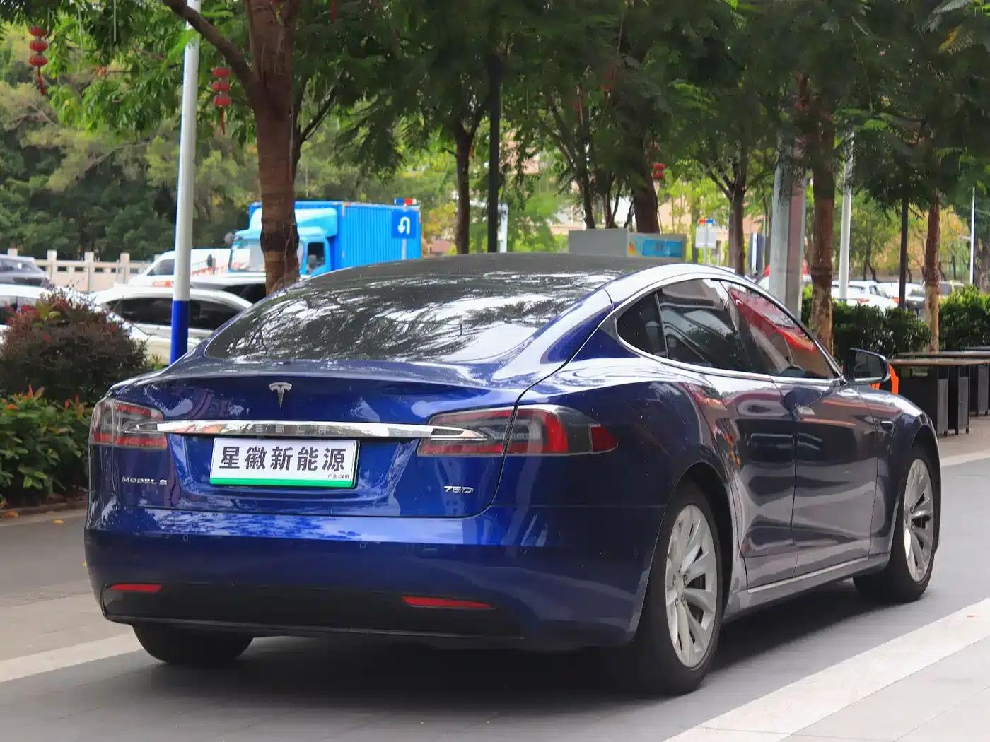 2017 Model S 75D Standard Range — миниатюра 17