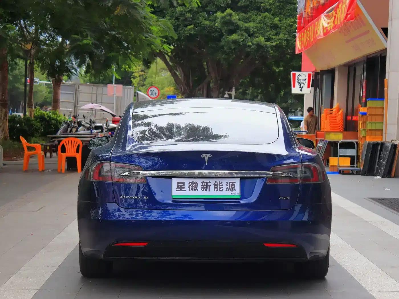 2017 Model S 75D Standard Range — миниатюра 18