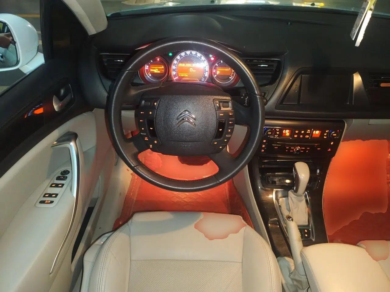 Citroen C5 2013 2.3L Automatic Zunyu Model — миниатюра 11