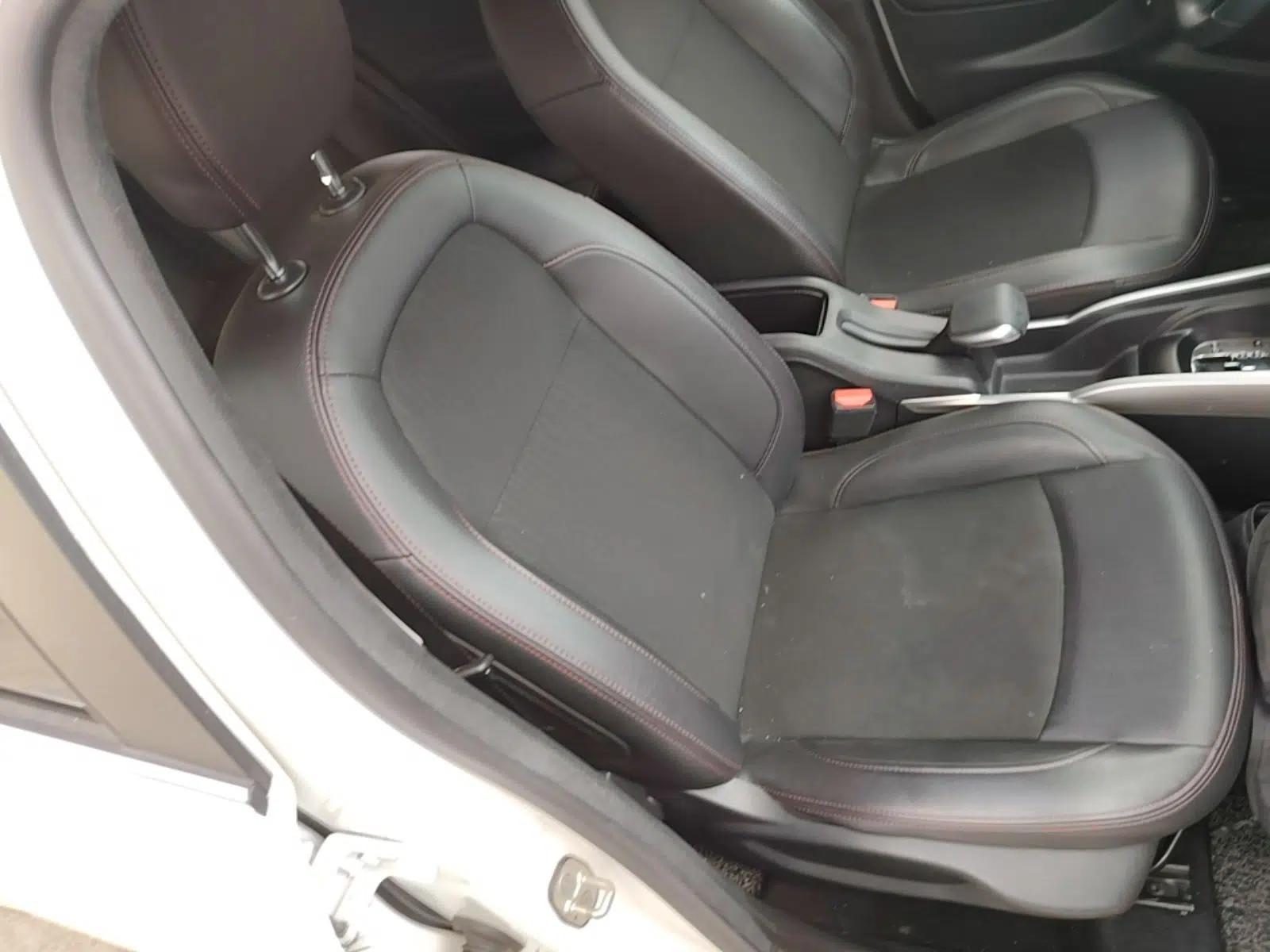 Citroen C3-XR 2015 1.6L Automatic Fashion Model — миниатюра 23