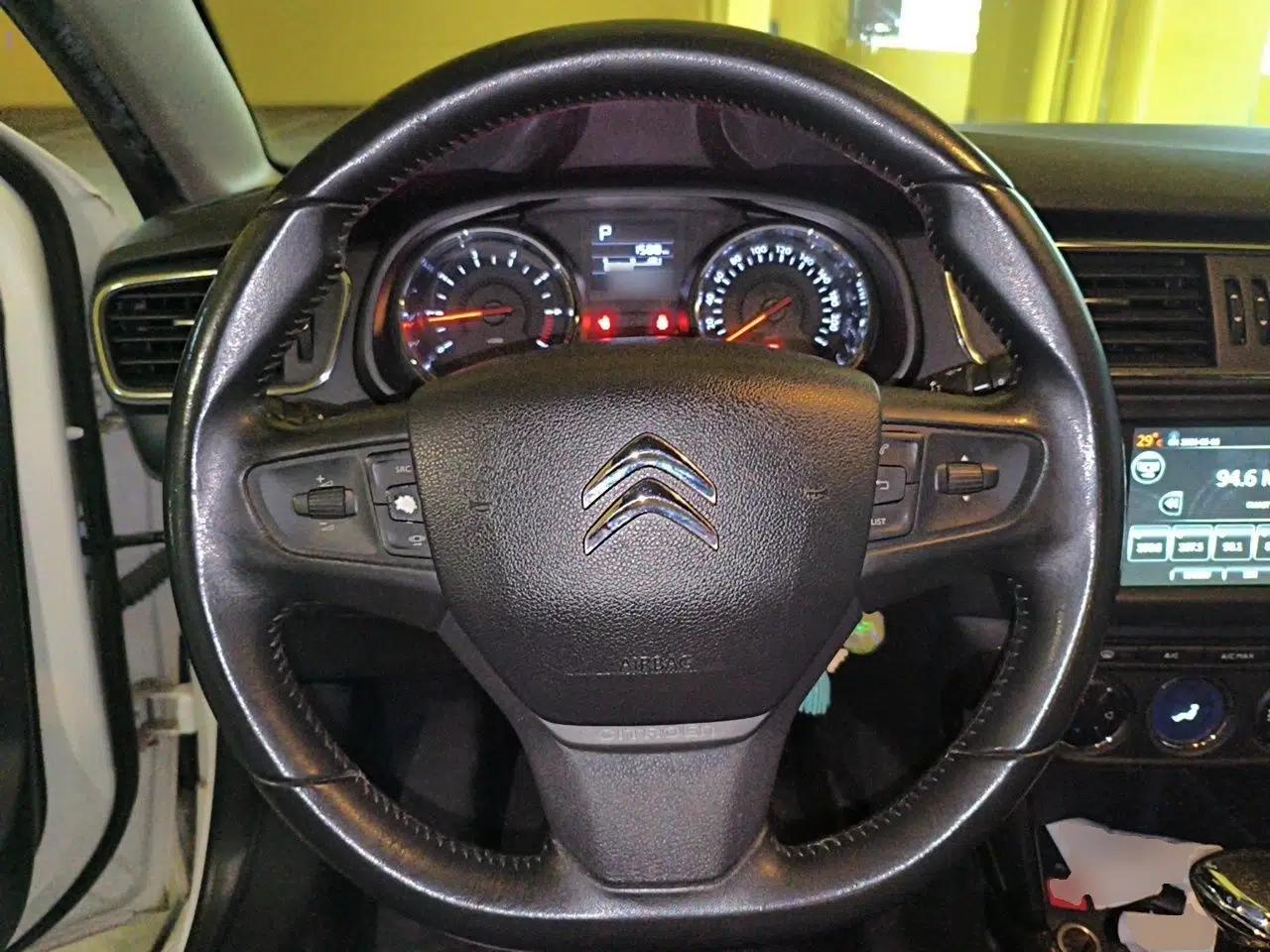 Citroen C3-XR 2015 1.6THP Automatic Flagship Model — миниатюра 11