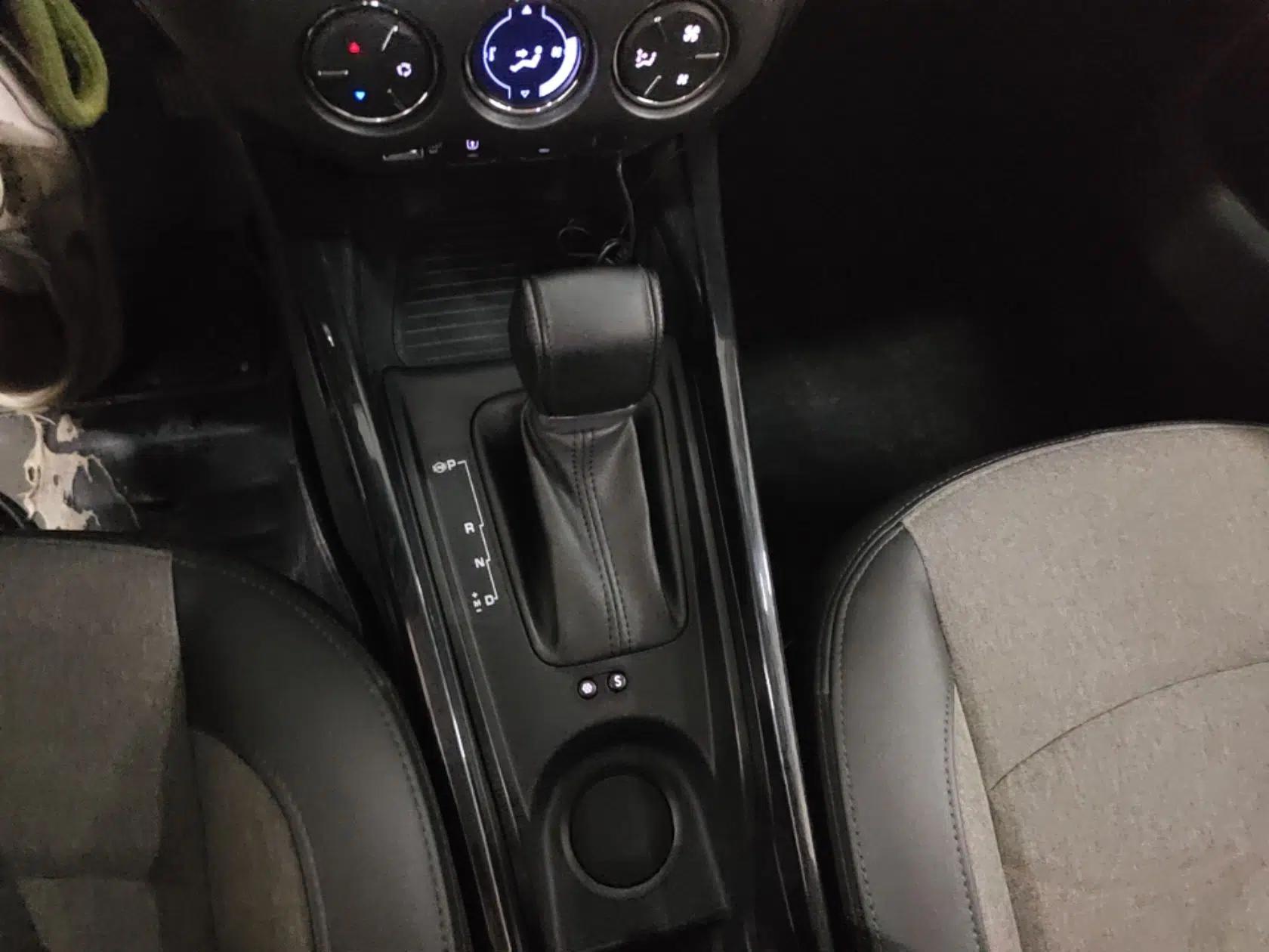Citroen C3-XR 2019 1.6L Automatic Enjoyment Version — миниатюра 17