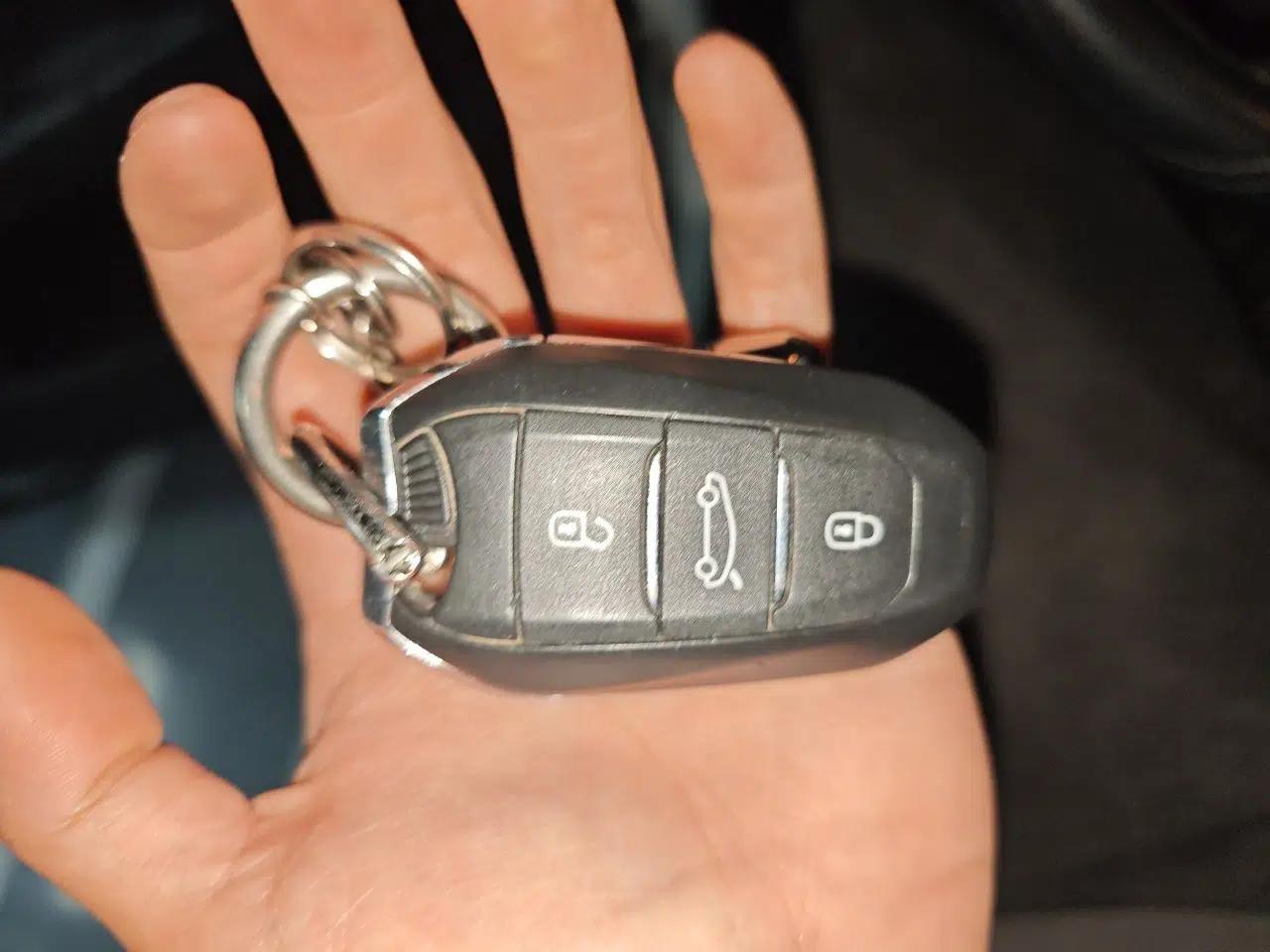 Citroen C4L 2014 1.6THP Intelligent Drive Automatic Dynamic Model — миниатюра 9
