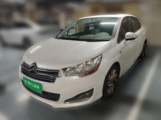 Citroen C4L 2014 1.6THP Intelligent Drive Automatic Dynamic Model
