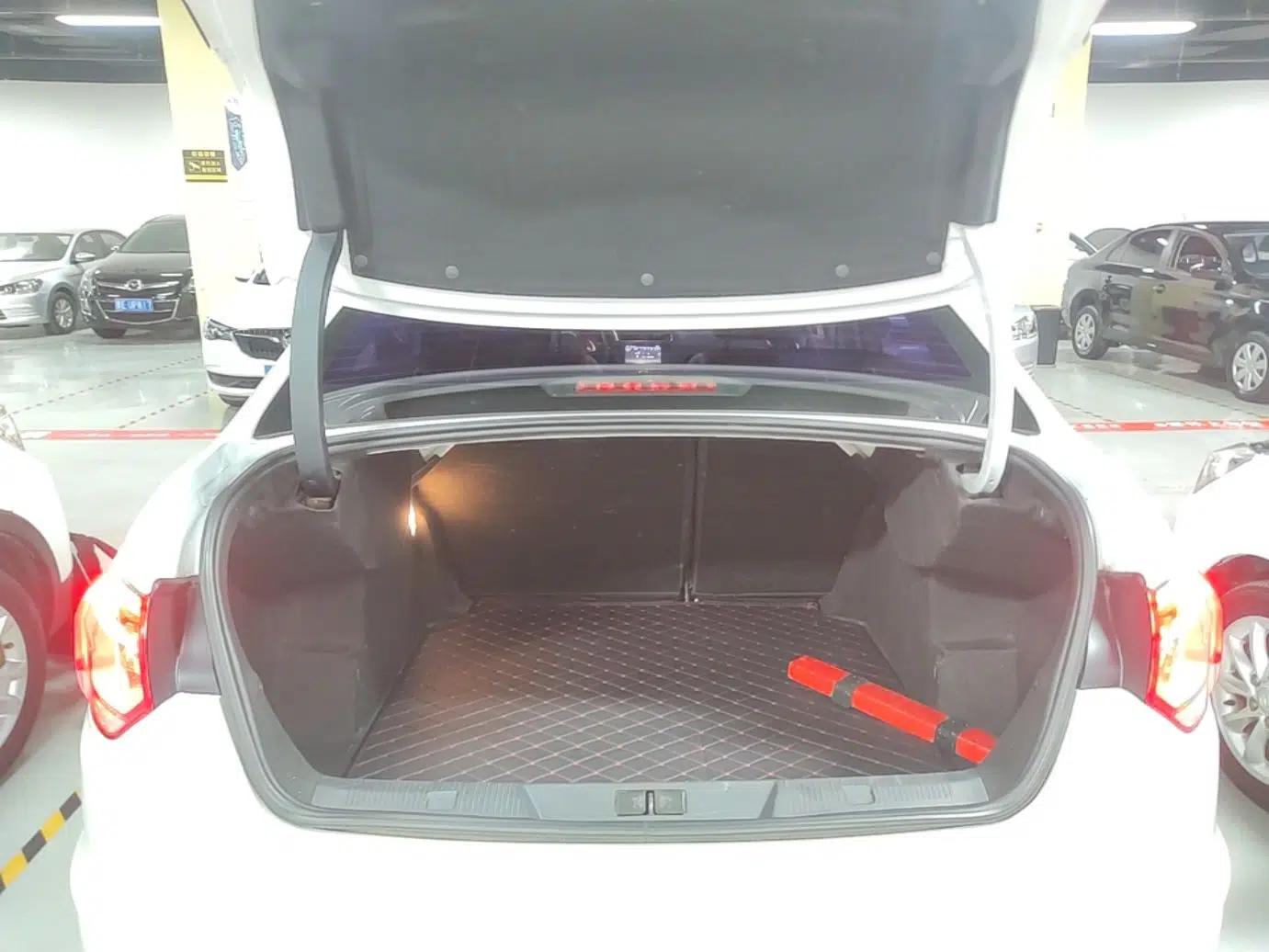 Citroen C4L 2014 1.6THP Intelligent Drive Automatic Dynamic Model — миниатюра 22