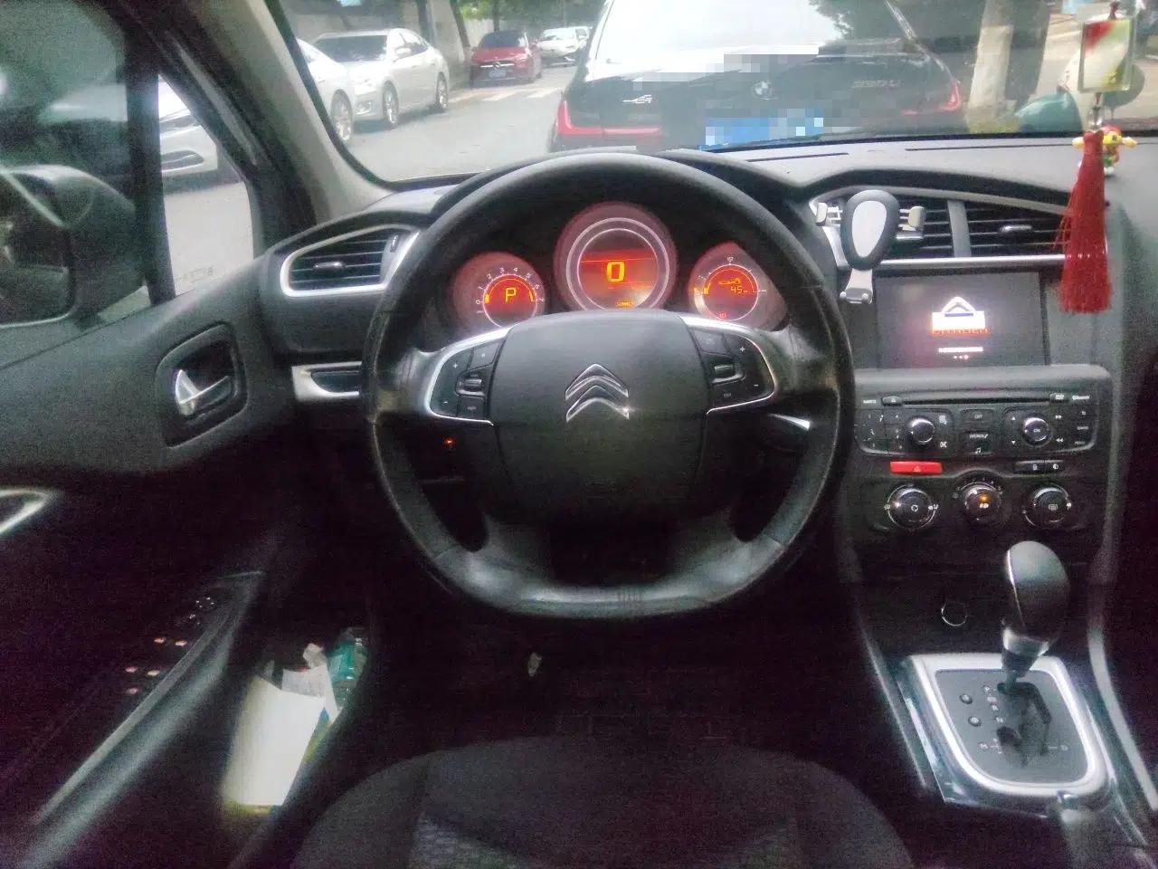 Citroen C4L 2014 1.8L Intelligent Drive Automatic Enjoyment Model — миниатюра 11