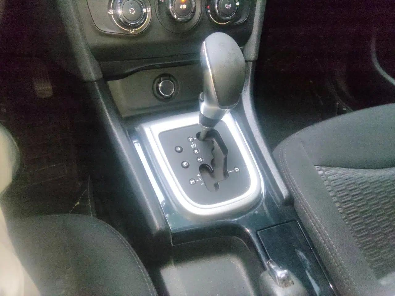 Citroen C4L 2014 1.8L Intelligent Drive Automatic Enjoyment Model — миниатюра 15