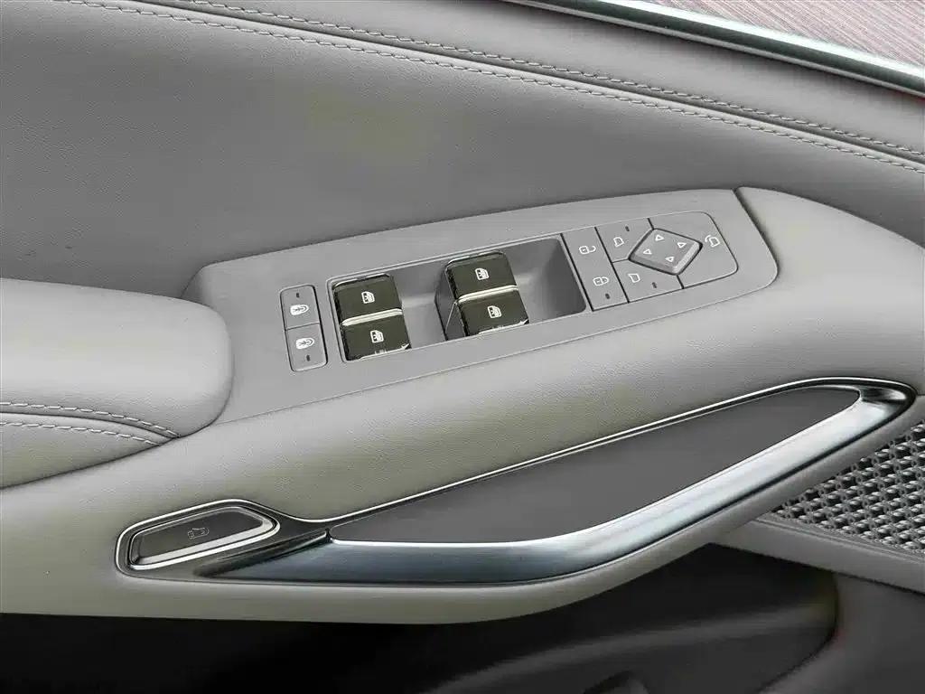 Denza N9 2026 Premium Edition — миниатюра 11