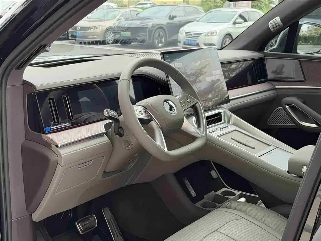 Denza N9 2026 Premium Edition — миниатюра 14