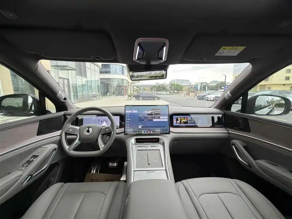 Denza N9 2026 Premium Edition — миниатюра 6
