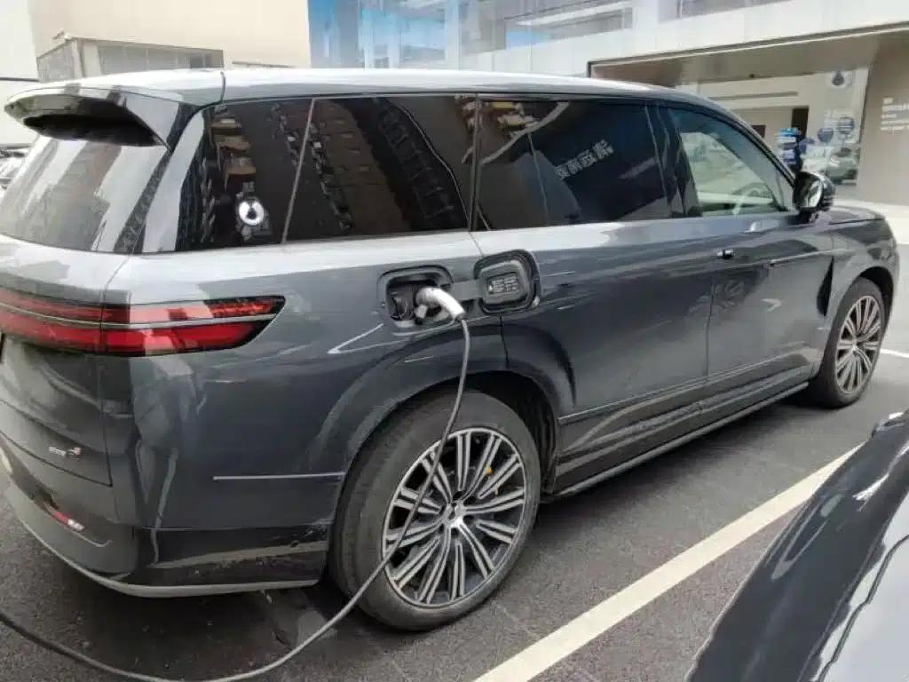 Denza N9 2025 Flagship Edition — миниатюра 3