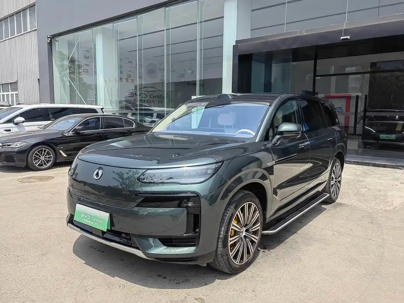 Denza N9 2025 Flagship Edition — миниатюра 1