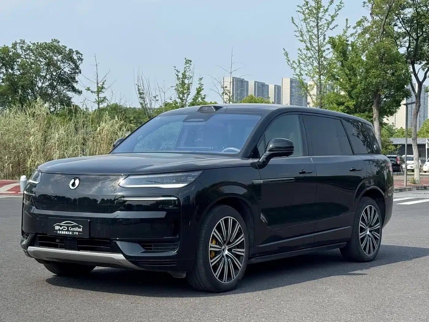 Denza N9 2025 Premium Edition — миниатюра 1
