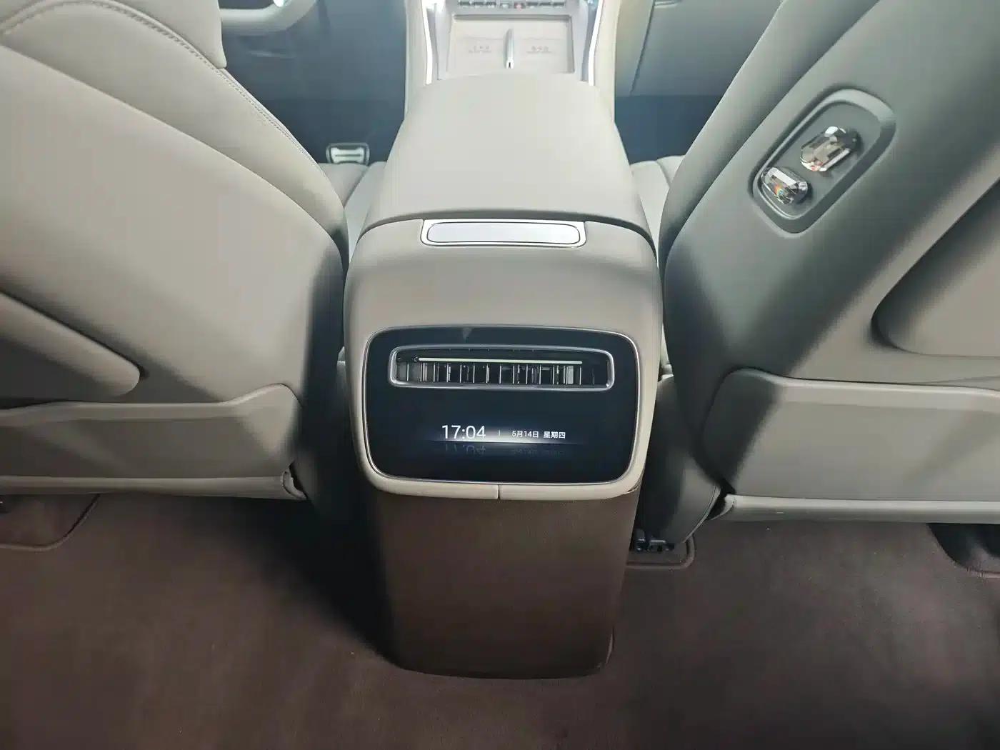 Denza N9 2025 Flagship Edition — миниатюра 11