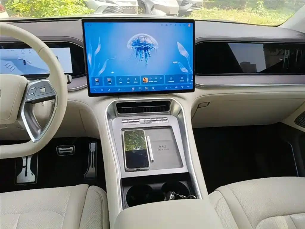 Denza N9 2025 Flagship Edition — миниатюра 13