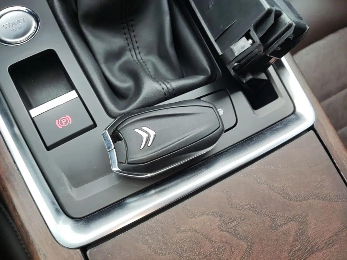 Citroen C6 2017 380THP Flagship Edition — миниатюра 22