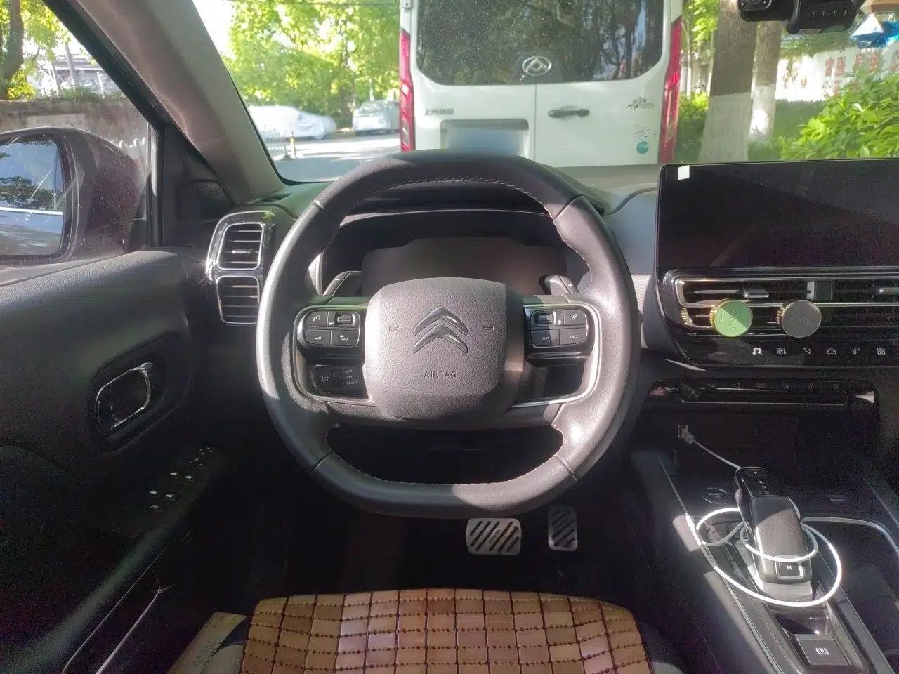 Citroen C5 AIRCROSS 2022 400THP Co-Creation Edition — миниатюра 11